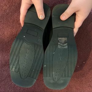 Shoes - Boys Black dress shoes, size 3 Shoes - Boys Black dress shoes, size 3